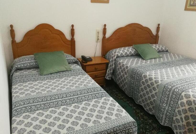 اتاق استاندارد, Hostal La Casilla