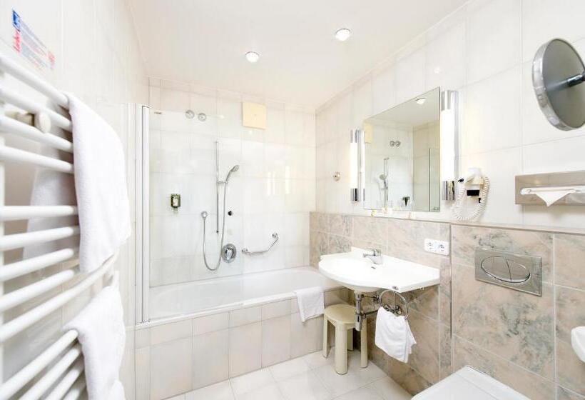 اتاق استاندارد با دسترسی به اسپا, Eurothermenresort Bad Ischl   Hotel Royal 4 Sterne Superior