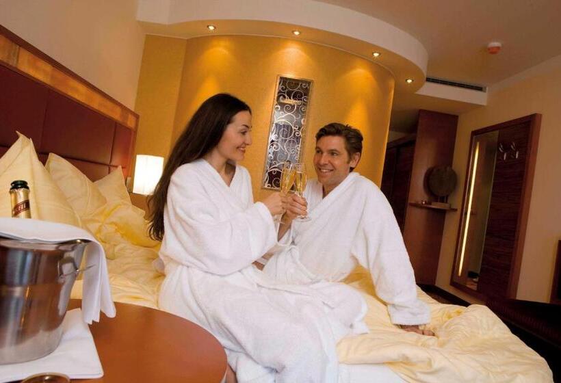 اتاق لوکس, Eurothermenresort Bad Ischl   Hotel Royal 4 Sterne Superior