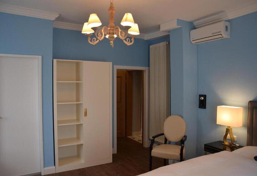 Quarto Triplo Standart, Atel Hotel Lasserhof