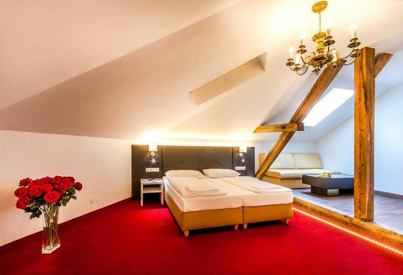 컴포트 트리플 룸, Boutiquehotel Donauwalzer