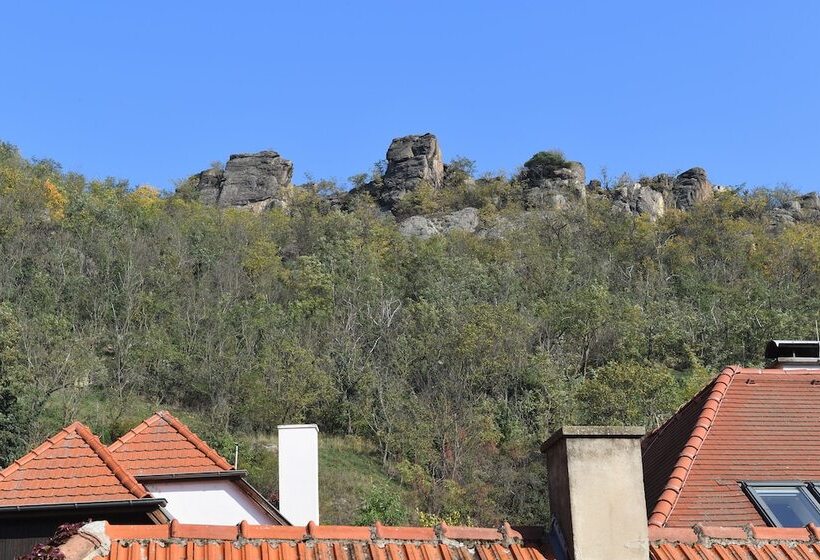Номер Basic, Schloss Dürnstein