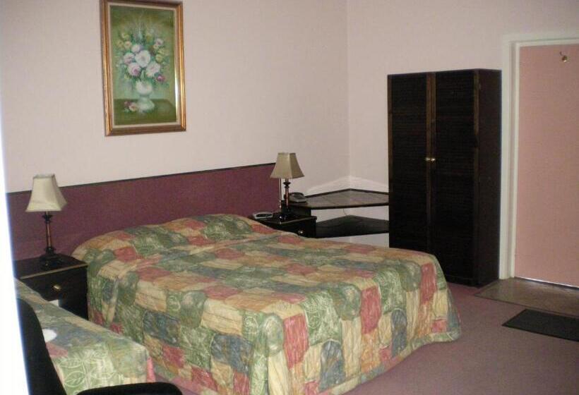 디럭스 룸, Avalon Motel