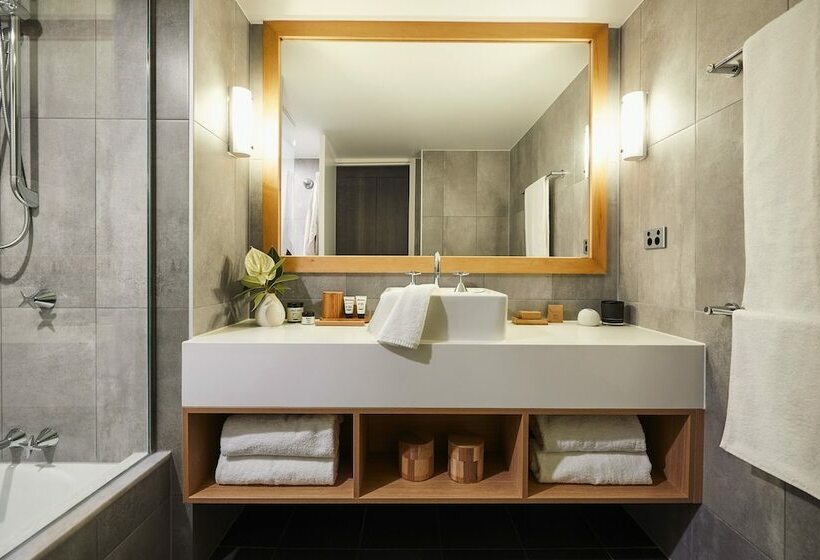 חדר סופריור נוף לבריכה, Daydream Island Resort