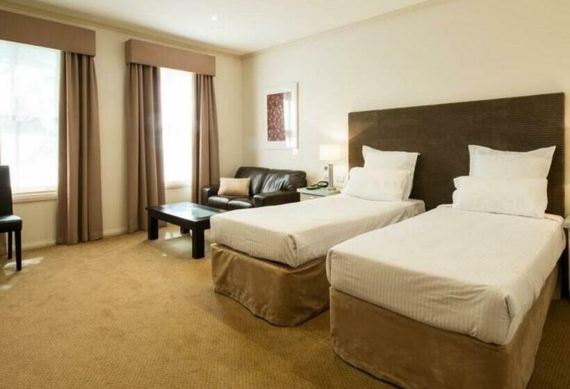 스탠다드 룸 킹사이즈 침대, Beau Monde International