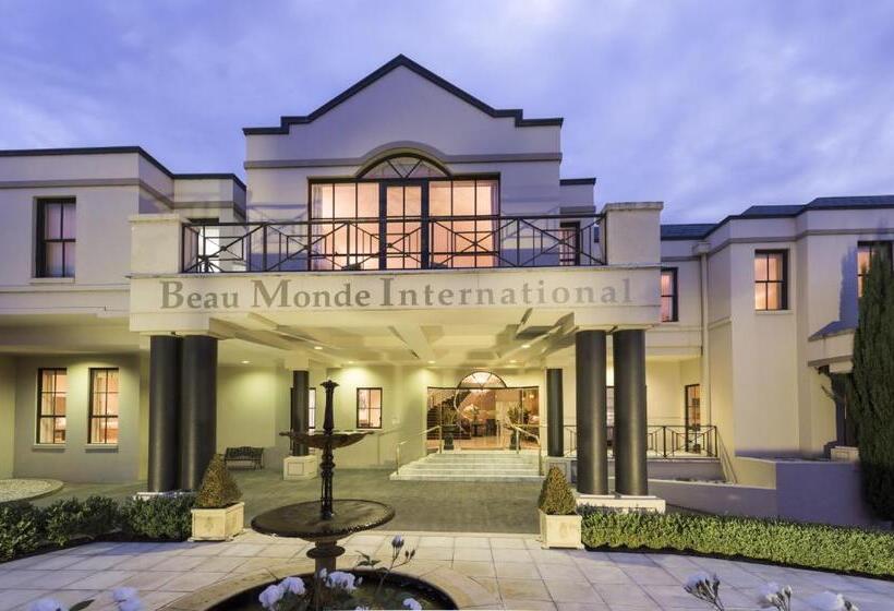 스탠다드 스튜디오, Beau Monde International