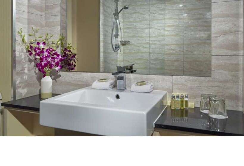 سوییت جونیور, Stamford Grand Adelaide