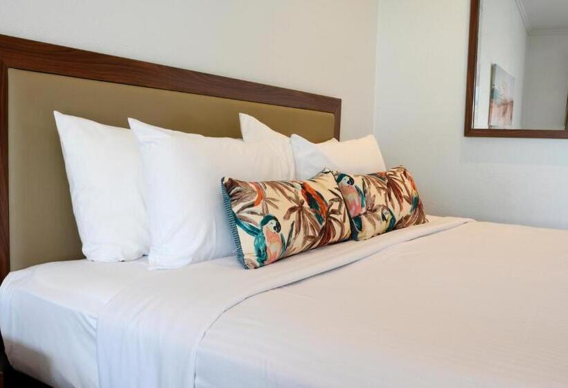 Номер Superior, Mission Beach Resort