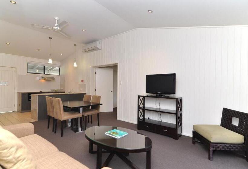 Apartamento 2 Dormitórios, Mission Beach Resort