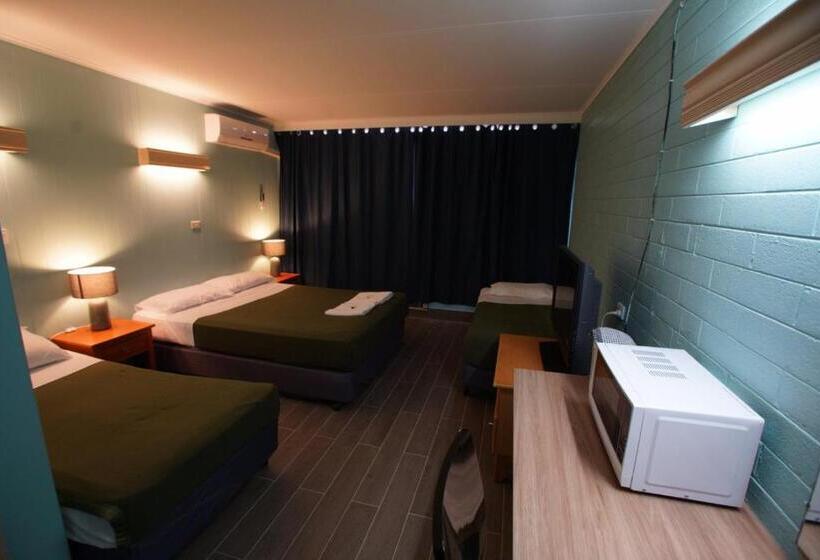 패밀리 룸, Motel Maroondah