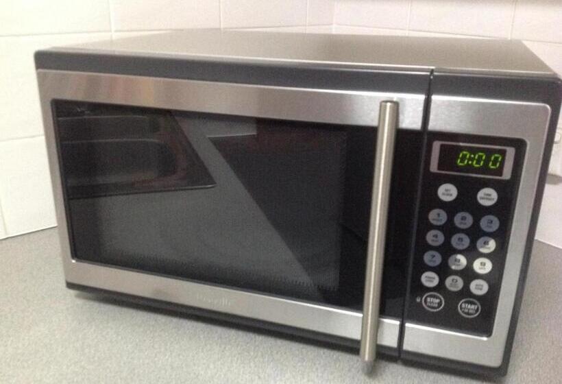 آپارتمان 2 خوابه, Allan Cunningham Motel