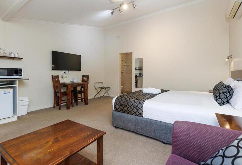 이그제큐티브 룸 킹사이즈 침대, Amaroo Motel Tumuts Best Accommodation