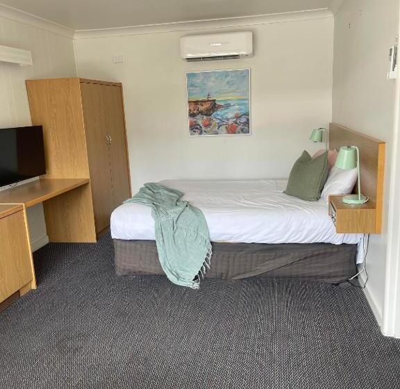 스위트, Harbour View Motel
