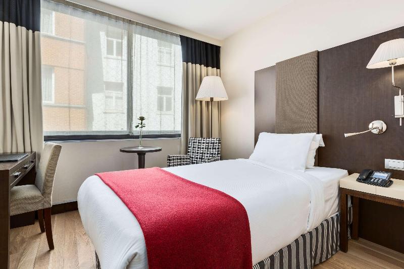 سوییت جونیور, Brussels Louise