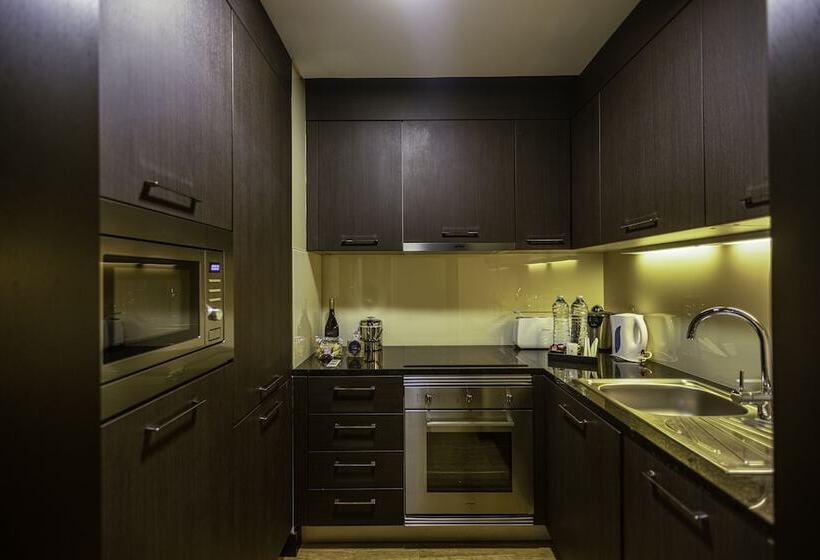 سوئیت پریمیوم, Epic Sana Luanda