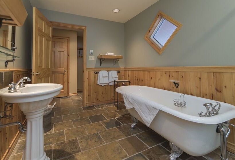 プレミアムルーム, Buffalo Mountain Lodge