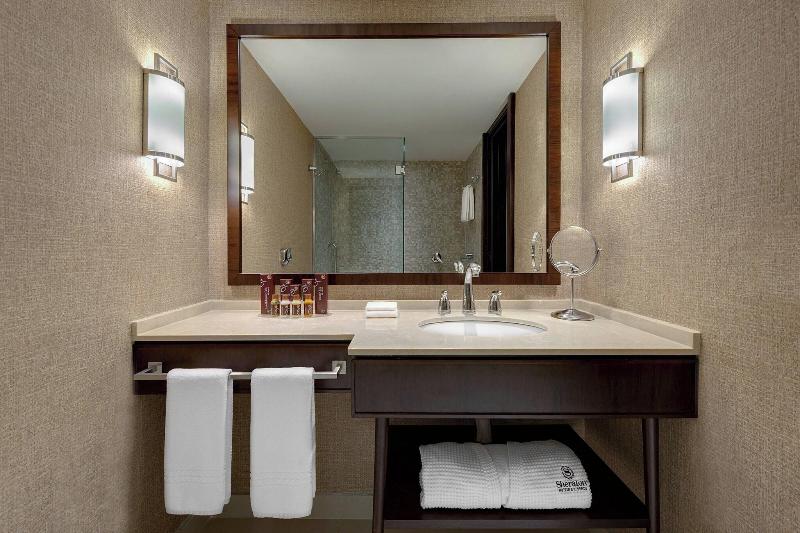 اتاق کلاب, Sheraton Grand Rio Hotel & Resort