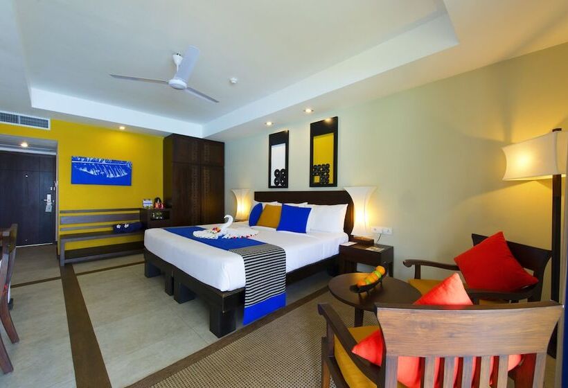 Номер Superior Вид на Море, Club Hotel Dolphin