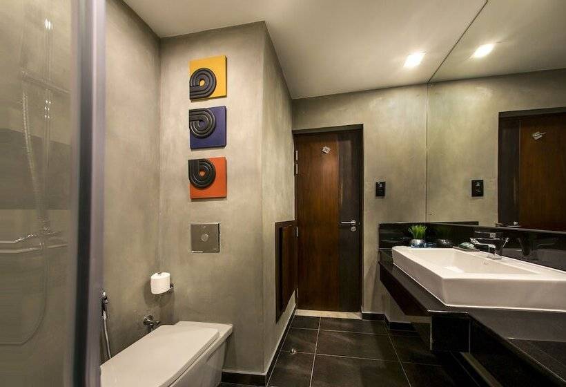 Полулюкс, Club Hotel Dolphin