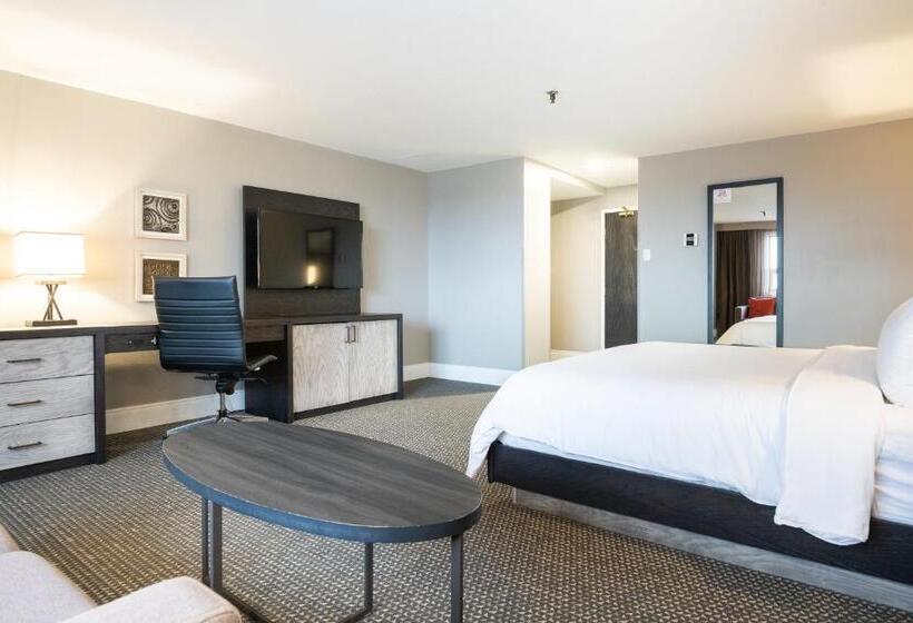Номер Executive Кровать Кинг, Crowne Plaza Hotel Moncton Downtown, An Ihg