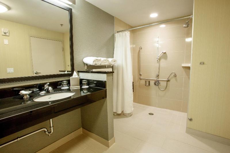 キングサイズベッドのスタンダードルーム, Fairfield Inn & Suites By Marriott St. John S Newfoundland