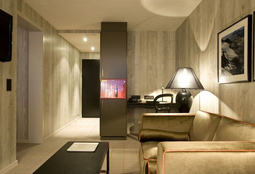 سوییت جونیور, Grischa   Das Hotel Davos