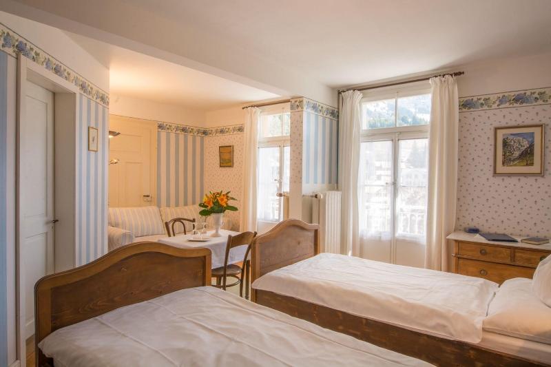 اتاق سوپریور با چشم‌انداز باغ, Historic Hotel Falken