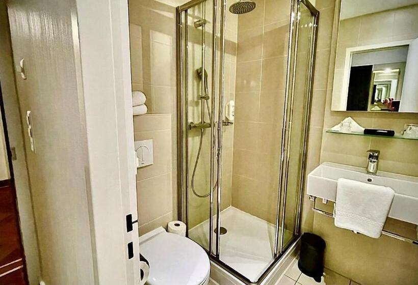 Номер Стандарт, Parkhotel Du Sauvage