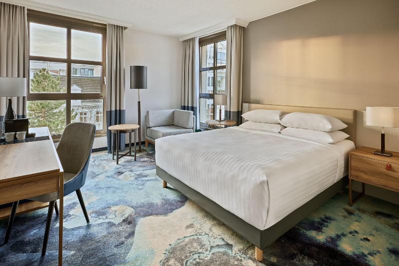 Quarto Deluxe Cama King, Hamburg Marriott