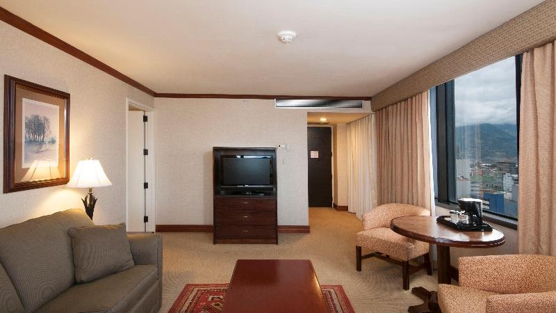 سوئیت با تخت بزرگ, Delta Hotels By Marriott San Jose Aurola
