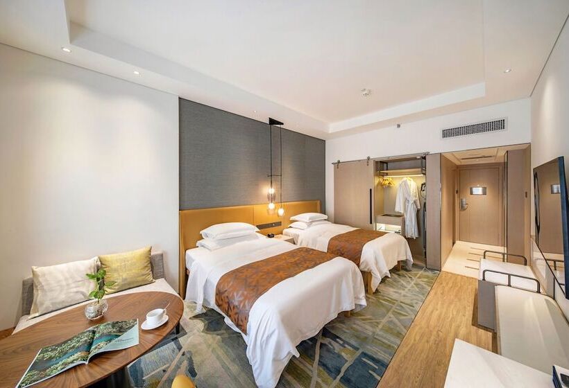 Номер Клуб, Sheraton Guilin