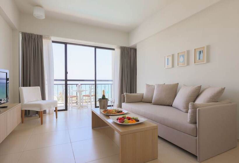 带海景的行政套房, Sandy Beach Hotel & Spa   Ex Sentido