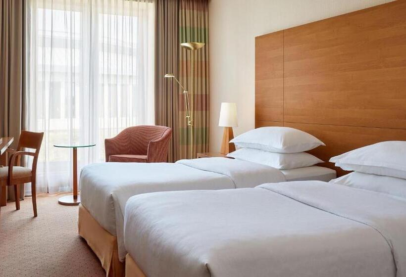 اتاق سوپریور, Sheraton Duesseldorf Airport