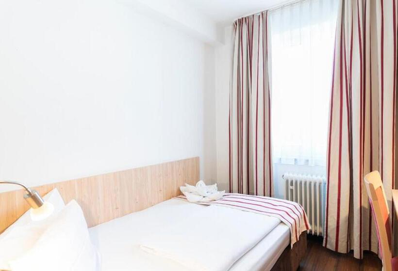 חדר דלוקס יחיד, Hansa Stuttgart City
