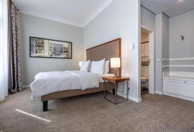 اتاق سوپریور, Radisson Blu Hotel Schwarzer Bock Wiesbaden