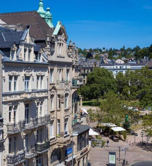 اتاق سوپریور با بالکن, Radisson Blu Hotel Schwarzer Bock Wiesbaden