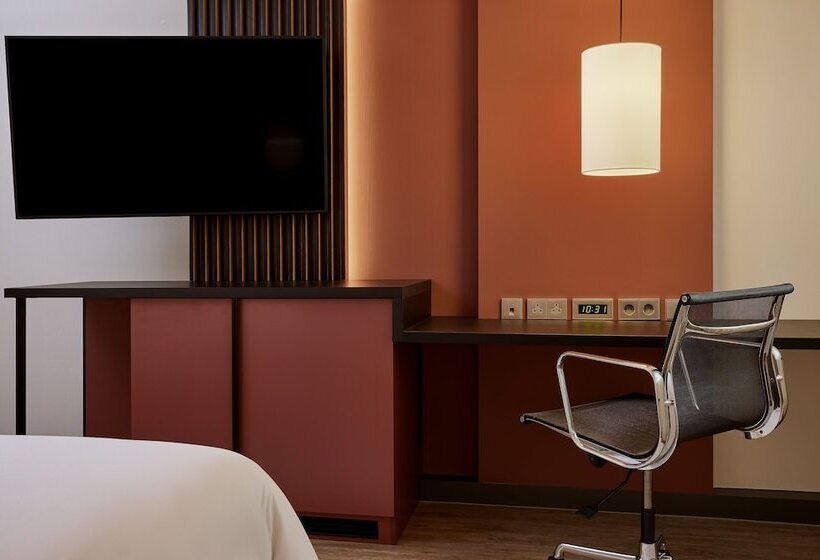 اتاق پرمیوم, Sheraton Frankfurt Airport Hotel & Conference Center