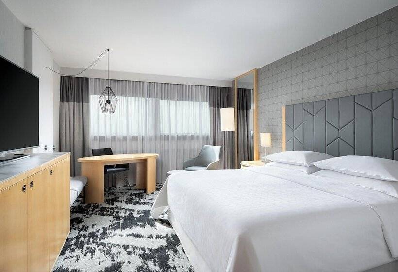اتاق کلاب, Sheraton Frankfurt Airport Hotel & Conference Center