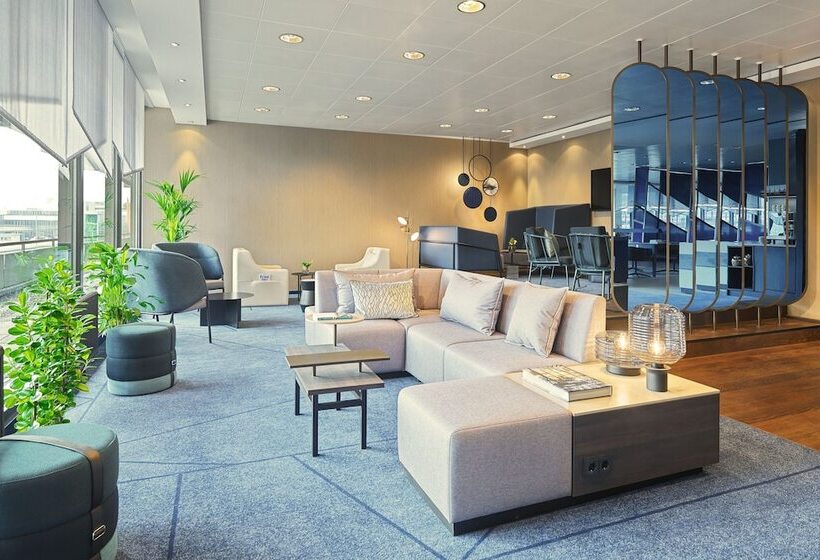 سوییت جونیور, Sheraton Frankfurt Airport Hotel & Conference Center