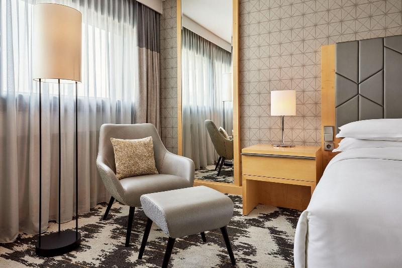 اتاق استاندارد, Sheraton Frankfurt Airport Hotel & Conference Center