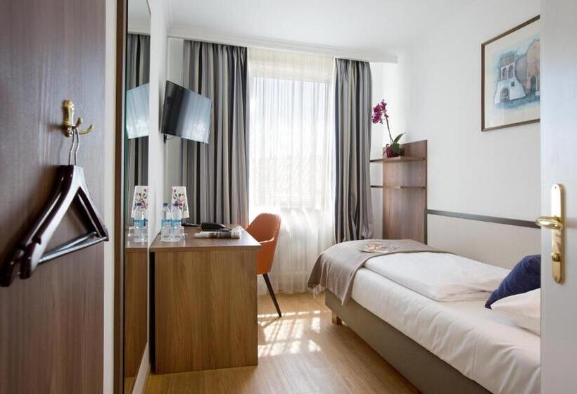 اتاق استاندارد یک نفره, Aurbacher Hof Gmbh