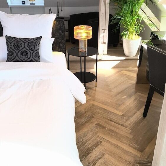 اتاق لوکس, Boutique Hotel Krone München