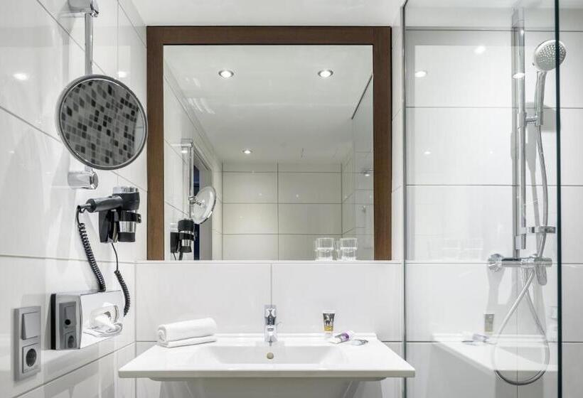 Номер Стандарт, Fürther Hotel Mercure Nürnberg West