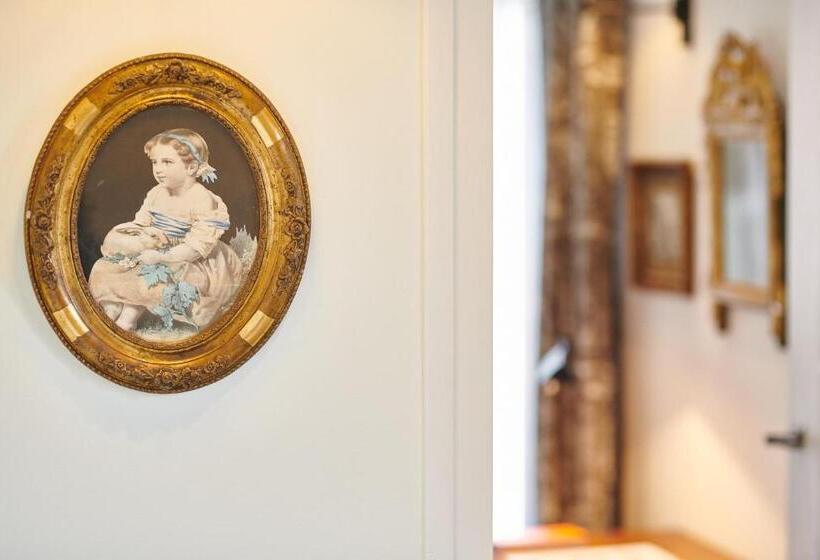 Quarto Superior com Sacada, Arraya