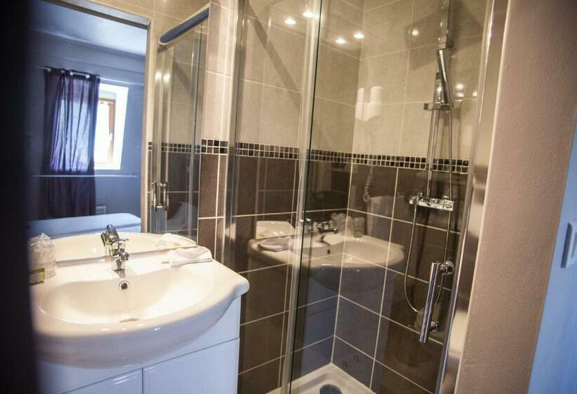 Номер Стандарт, Logis Hotels   Auberge De L île   Hôtel 3 étoiles Et Restaurant