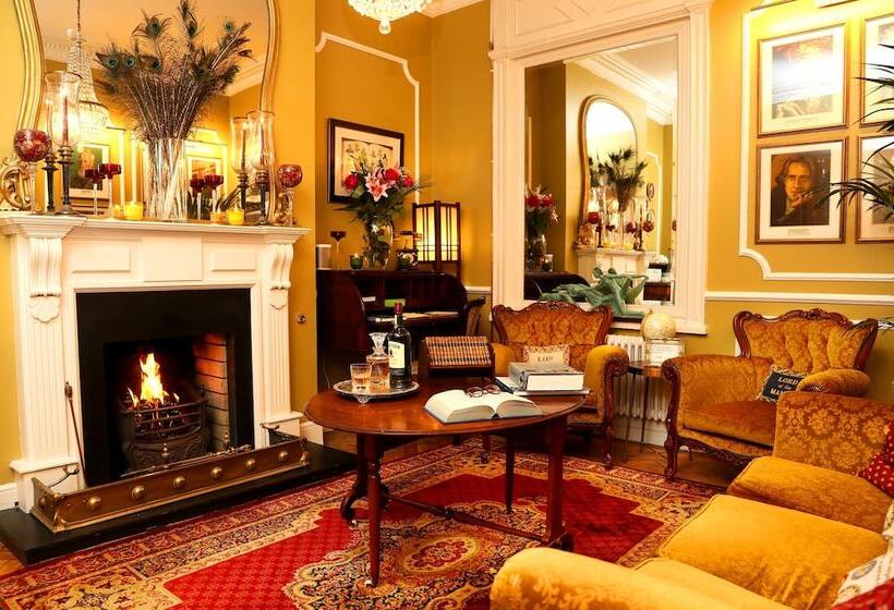 اتاق استاندارد, Kilronan House