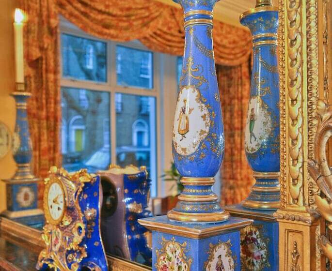 اتاق استاندارد سه نفره, Kilronan House