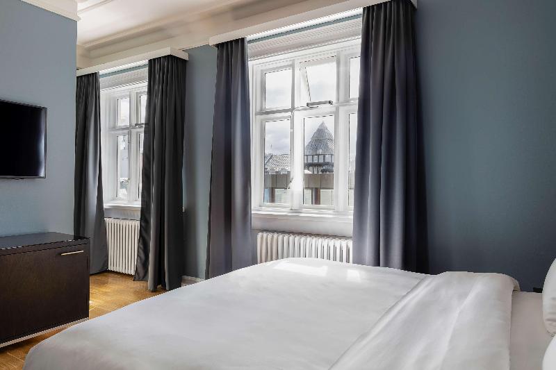 スタンダードルーム, Melia Paris Champselysees