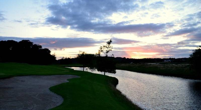 سوییت لوکس, Waterford Castle Hotel & Golf Resort