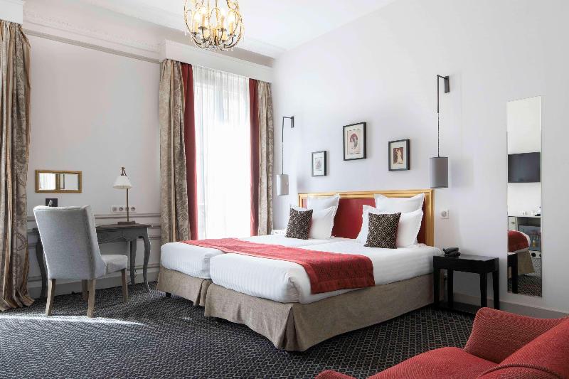 Номер Superior, Bradford Elysees  Astotel